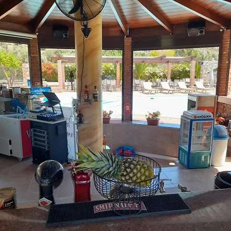 Amalthia 2* Λίμνη