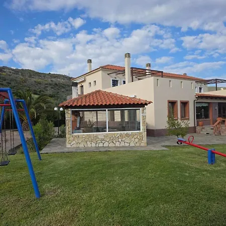 Amalthia 2* Λίμνη